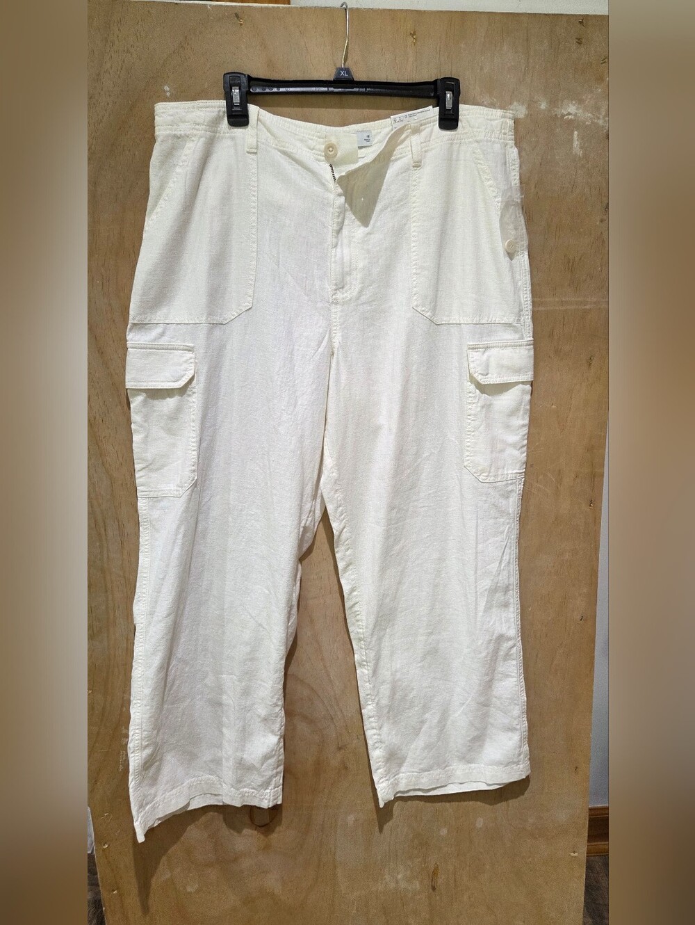 Sonoma White Cargo Pants - Picture 3 of 7
